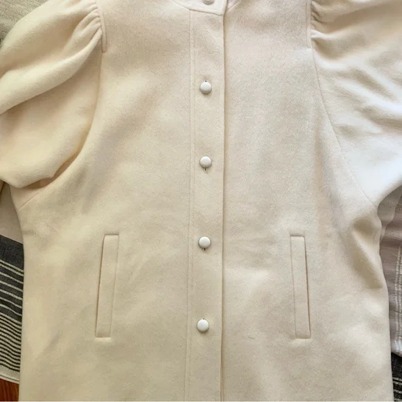 Vintage 70’s Elegant Cream Wool Winter Coat - Picture 9 of 16